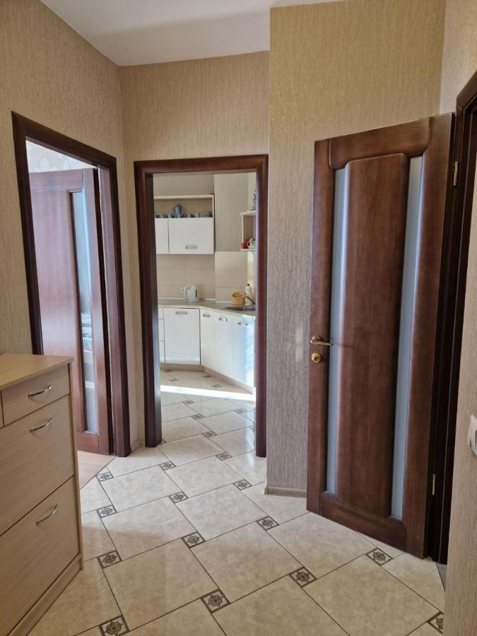 Видовые Апартаменты キエフ エクステリア 写真
